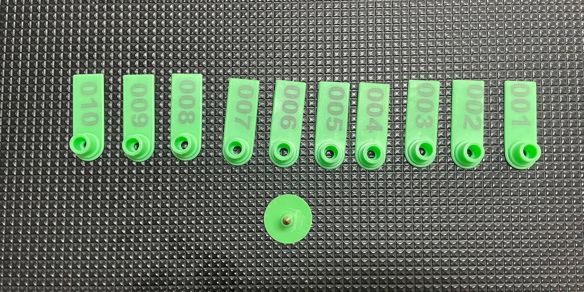 Kolczyki dla owiec ,kóz ,świń