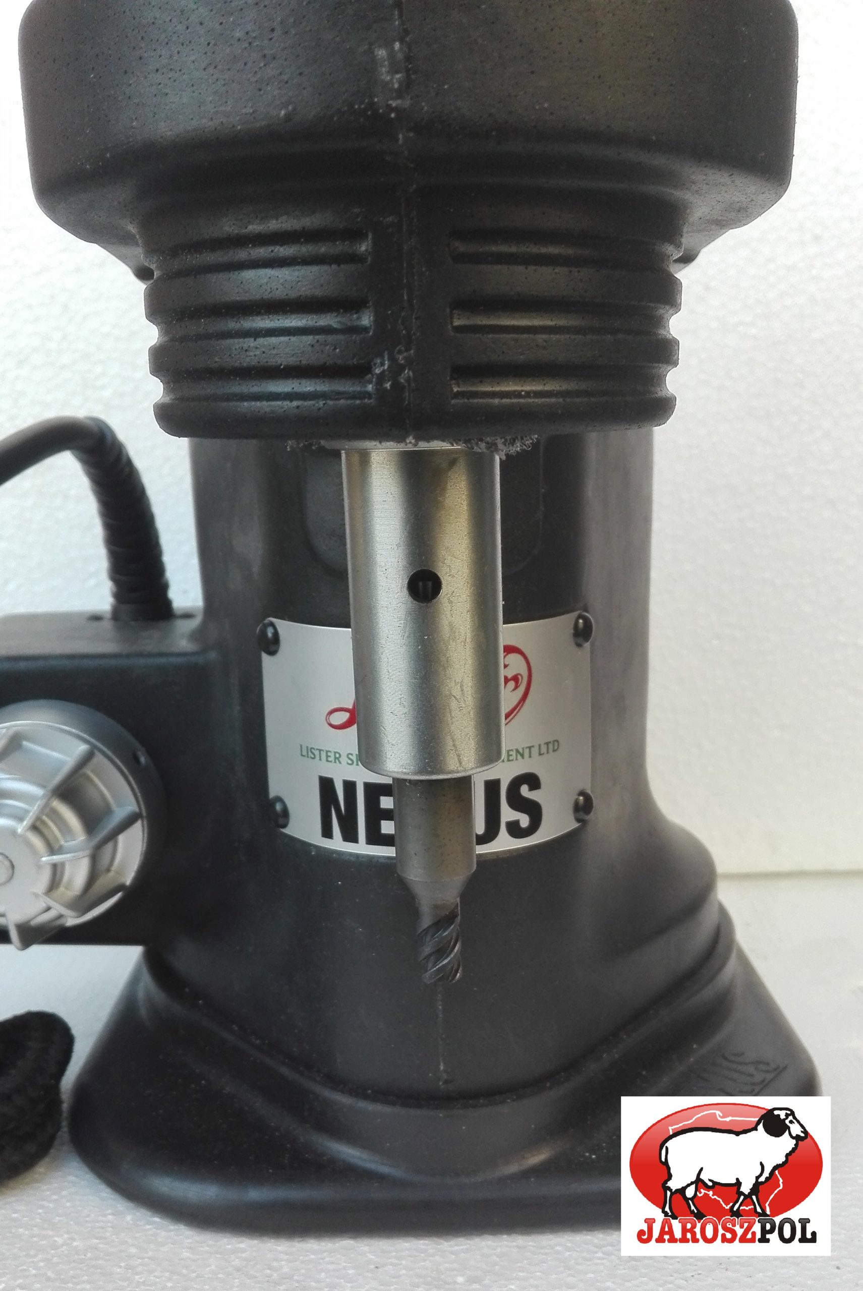 Lister-Nexus-worm-1-scaled-1.jpg